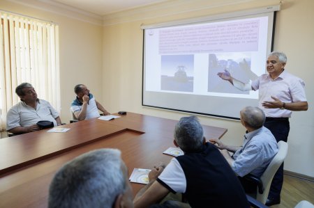 “Daşkəsən rayonunda kartofçuluq təsərrüfatının inkişafına dəstək” layihəsi çərçivəsində fermerlərə təlim keçirilib