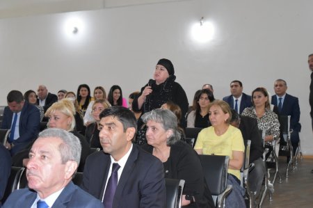 Yasamalın icra başçısı sakinlərlə görüşdü - FOTO