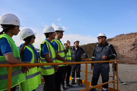 “AzerGold” QSC tərəfindən RİİB könüllüləri üçün ÇİRES-ə tanışlıq səfəri təşkil olunub - FOTO “AzerGold” QSC tərəfindən RİİB könüllüləri üçün ÇİRES-ə tanışlıq səfəri təşkil olunub - FOTO