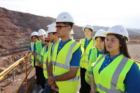 “AzerGold” QSC tərəfindən RİİB könüllüləri üçün ÇİRES-ə tanışlıq səfəri təşkil olunub - FOTO “AzerGold” QSC tərəfindən RİİB könüllüləri üçün ÇİRES-ə tanışlıq səfəri təşkil olunub - FOTO