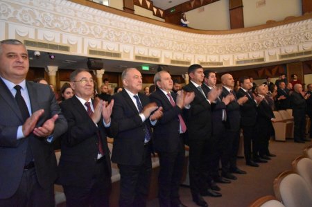 Yasamal rayon ictimaiyyəti Zəfər Gününü qeyd etdi - FOTO