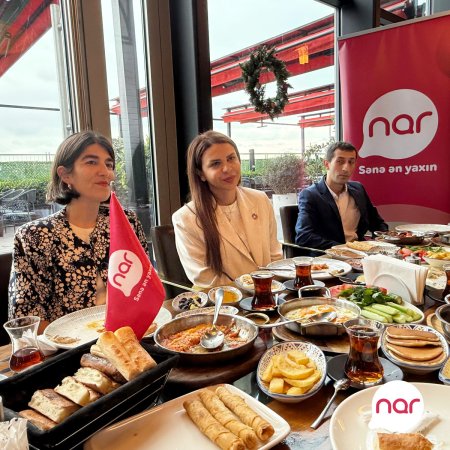 “Nar”ın dəstəyi ilə keçirilən ekologiya təlimi beynəlxalq ekspertlə görüşlə yekunlaşdı - FOTO
