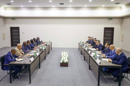 "AzerGold” QSC-də Qvineya-Bisau Respublikasının nümayəndə heyəti ilə görüş keçirilib "AzerGold” QSC-də Qvineya-Bisau Respublikasının nümayəndə heyəti ilə görüş keçirilib