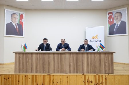Daşkəsən şəhərində vətəndaşlarla növbəti görüş keçirilib - FOTO