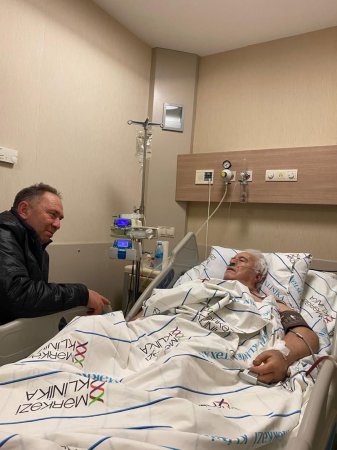 İlyas İsmayılovun xəstəxanadan fotoları yayıldı