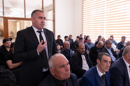 “AzerGold” QSC-nin KSM Komitəsinin üzvləri Göygöldə yerli sakinlərlə görüşüb