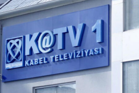 İdman Kompleksinin direktoru obyekti hansı vəsaitlə əldə edib?