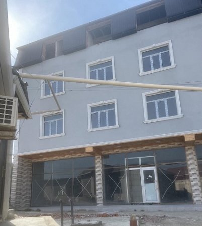 Binəqədi rayonunda sənədsiz yaşayış binasına “icazə” ni kim verib?