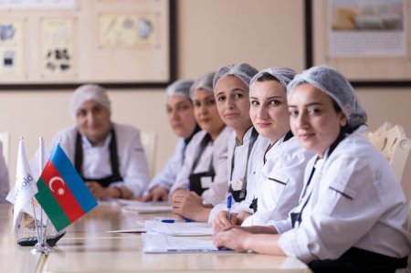 “AzerGold” QSC şəhid və müharibədə yaralananların ailələri ilə bağlı növbəti sosial layihənin icrasına başlayıb