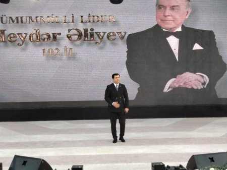 Xətai rayonunda ümumilli lider Heydər Əliyevin 102 illiyi qeyd olundu // FOTO+VİDEO Xətai rayonunda ümumilli lider Heydər Əliyevin 102 illiyi qeyd olundu // FOTO+VİDEO