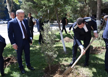 Sumqayıtda Ümummilli Lideri Heydər Əliyevin xatirəsi anılıb