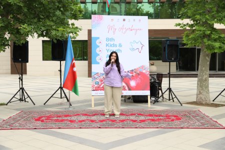 Xətai rayonunda “Azərbaycanım” Beynəlxalq VIII Uşaq və Gənc Rəsm Festivalı çərçivəsində mükafatlandırılma mərasimi keçirildi - FOTO