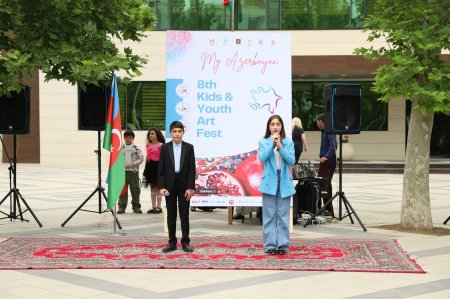 Xətai rayonunda “Azərbaycanım” Beynəlxalq VIII Uşaq və Gənc Rəsm Festivalı çərçivəsində mükafatlandırılma mərasimi keçirildi - FOTO