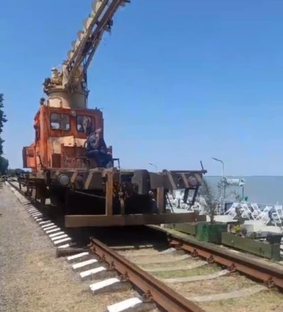 Lənkəranda dəmir yolu xəttin bir addımlığında restorana hansı məmur icazə verib? // FOTOLAR + VİDEO