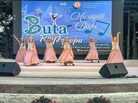 Xətaidə “Musiqili Bakı” festivalı: Yay axşamına rəng qatan konsert - VİDEO // FOTO