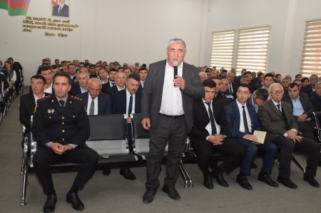 Quba rayonu üzrə təhsil işçiləri ilə görüş keçirilib.