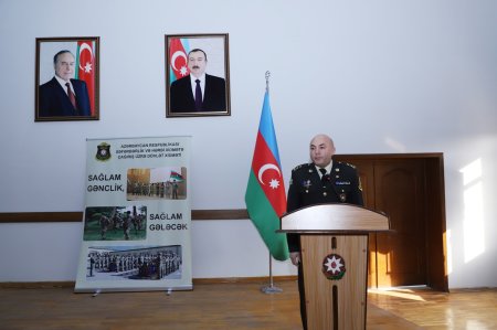 Dövlət Xidməti Kürdəmirdə gənclər üçün tədbir keçirdi Dövlət Xidməti Kürdəmirdə gənclər üçün tədbir keçirdi