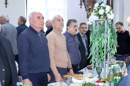 Xətai rayonunda 31 Dekabr – Dünya Azərbaycanlılarının Həmrəylik Günü və Yeni il münasibətilə tədbir keçirilib