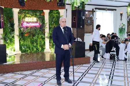 Xətai rayonunda 31 Dekabr – Dünya Azərbaycanlılarının Həmrəylik Günü və Yeni il münasibətilə tədbir keçirilib