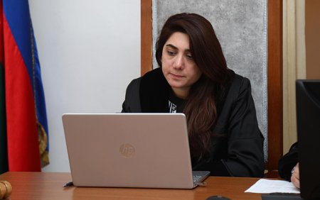 İşçisini evində öldürməkdə ittiham edilən biznesmen – Cəza almaya bilər…