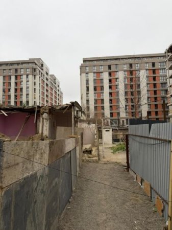 Vətəndaşlara “qan udduran” “City Life” kimindir? - FOTO Vətəndaşlara “qan udduran” “City Life” kimindir? - FOTO