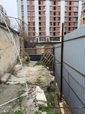 Vətəndaşlara “qan udduran” “City Life” kimindir? - FOTO Vətəndaşlara “qan udduran” “City Life” kimindir? - FOTO