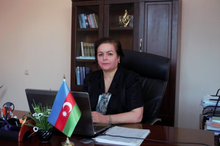 Özəl universitetlər necə idarə olunur? - Rektor, prorektor və qohumlar - FOTOLAR