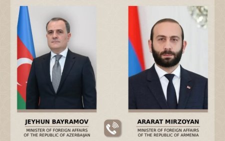 Mirzoyan Ceyhun Bayramova zəng etdi