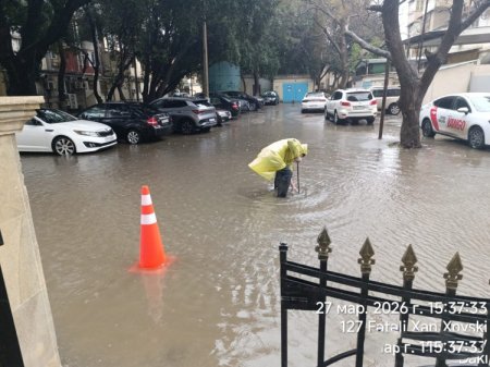 Nərimanov Rayon Mənzil-Kommunal Təsərrüfatı Birliyinin kollektivi 24 saatlıq iş rejimində çalışır VİDEO-FOTO