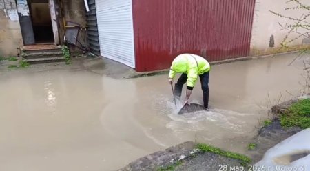 Nərimanov Rayon Mənzil-Kommunal Təsərrüfatı Birliyinin kollektivi 24 saatlıq iş rejimində çalışır VİDEO-FOTO