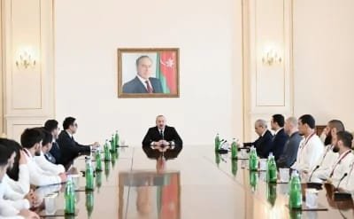 Prezident idmançıları qəbul edib