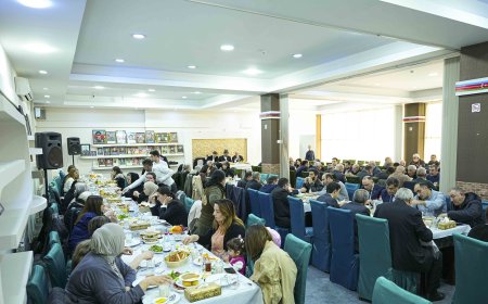 Xətai rayonunda Aprel şəhidlərin xatirəsinə ehsan süfrəsi təşkil edilib