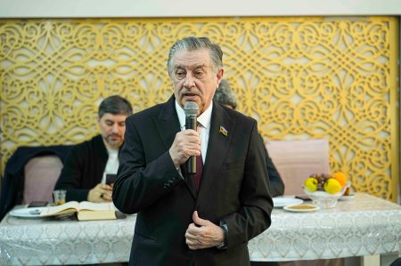 Xətai rayonunda Aprel şəhidlərin xatirəsinə ehsan süfrəsi təşkil edilib