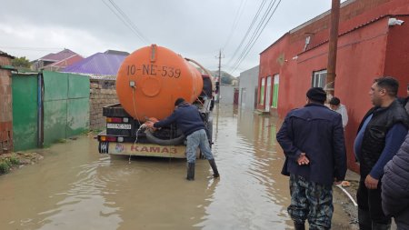 Abşeronda yağışın fəsadları aradan qaldırılır