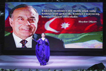 Xətai rayonunda “15 iyun-Azərbaycan tarixində dönüş nöqtəsi” adlı möhtəşəm konsert proqramı təşkil edilib+VİDEO