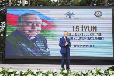 Xətai rayonunda “15 iyun-Azərbaycan tarixində dönüş nöqtəsi” adlı möhtəşəm konsert proqramı təşkil edilib+VİDEO