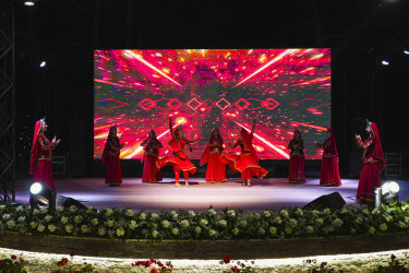 Xətai rayonunda “15 iyun-Azərbaycan tarixində dönüş nöqtəsi” adlı möhtəşəm konsert proqramı təşkil edilib+VİDEO