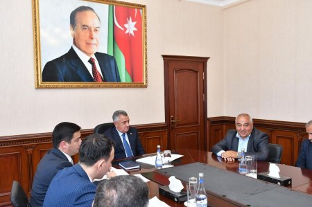Abşeronda kənd təsərrüfatı sahəsində fəaliyyət göstərən sahibkarlarla görüş keçirilib