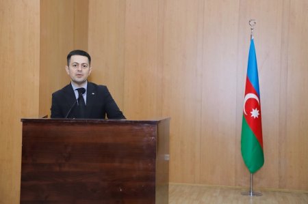 Dövlət Xidməti Gədəbəydə gənclər üçün tədbir keçirdi Dövlət Xidməti Gədəbəydə gənclər üçün tədbir keçirdi