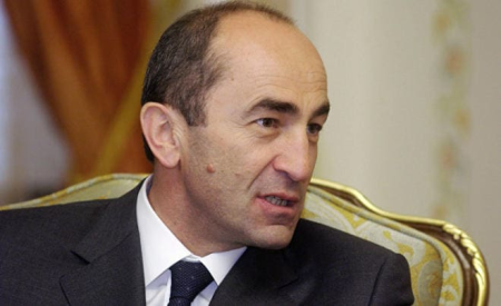 Köçəryan ölkədən qaçmaq istədi