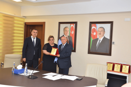 Xətai rayon İcra Hakimiyyəti dəyirmi masa keçirib