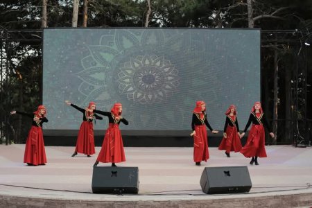 Xətai rayonunda konsert keçirilib